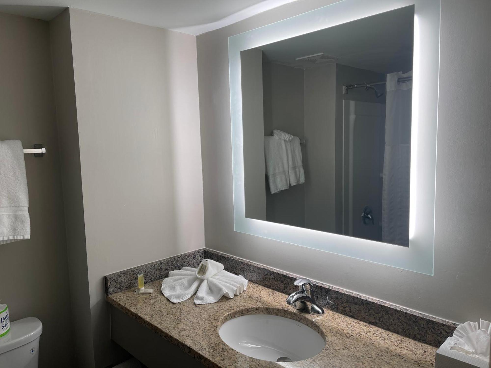 2 Double Beds Deluxe Room Non-Smoking
