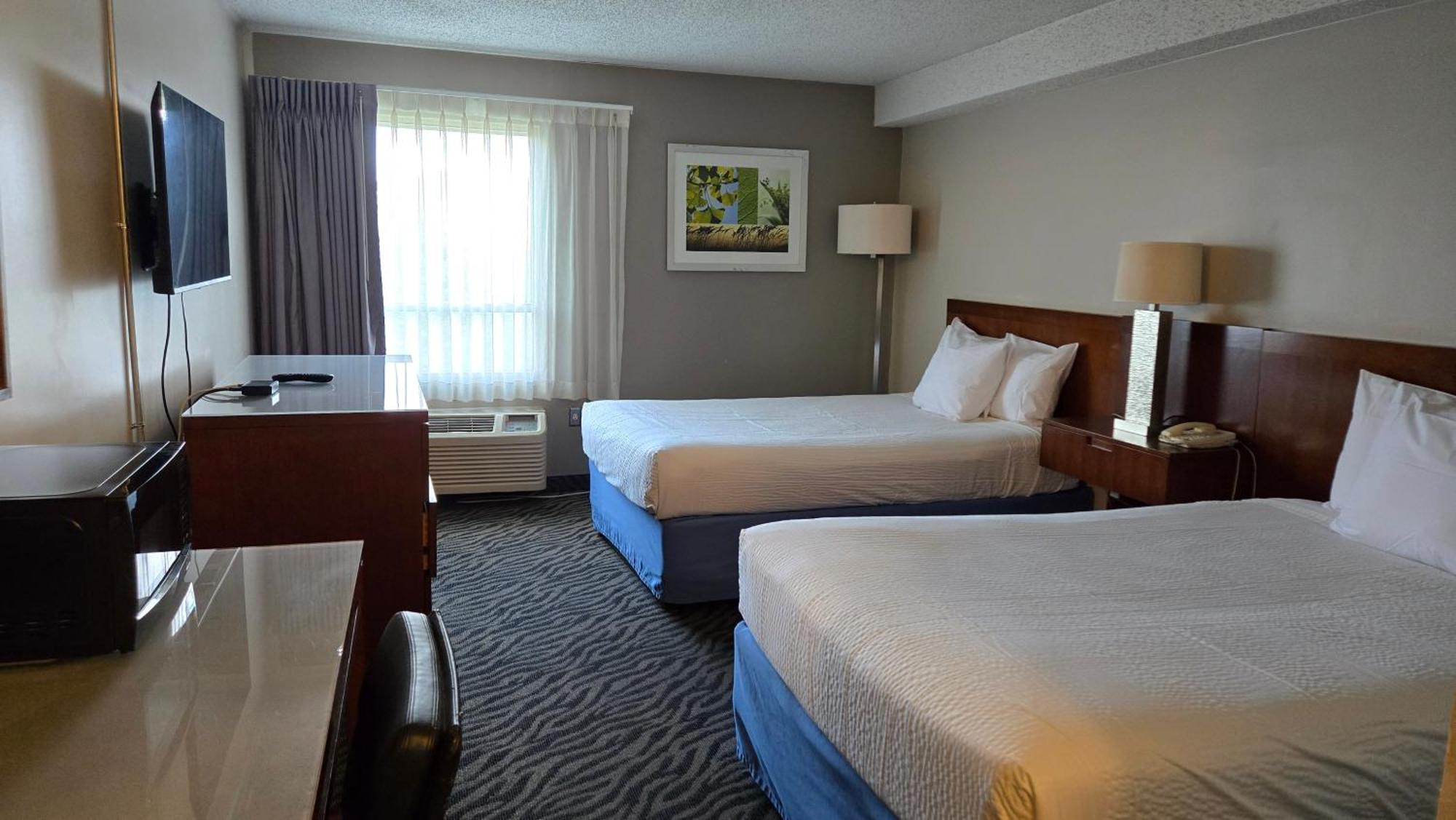 2 Double Beds Non-Smoking